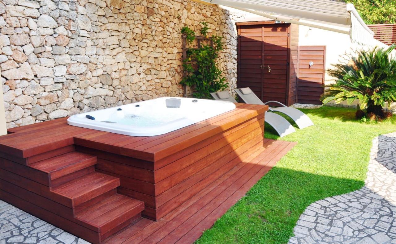 Una Spettacolare Vista Mare - Casa Con Jacuzzi 贝尔杰吉 外观 照片